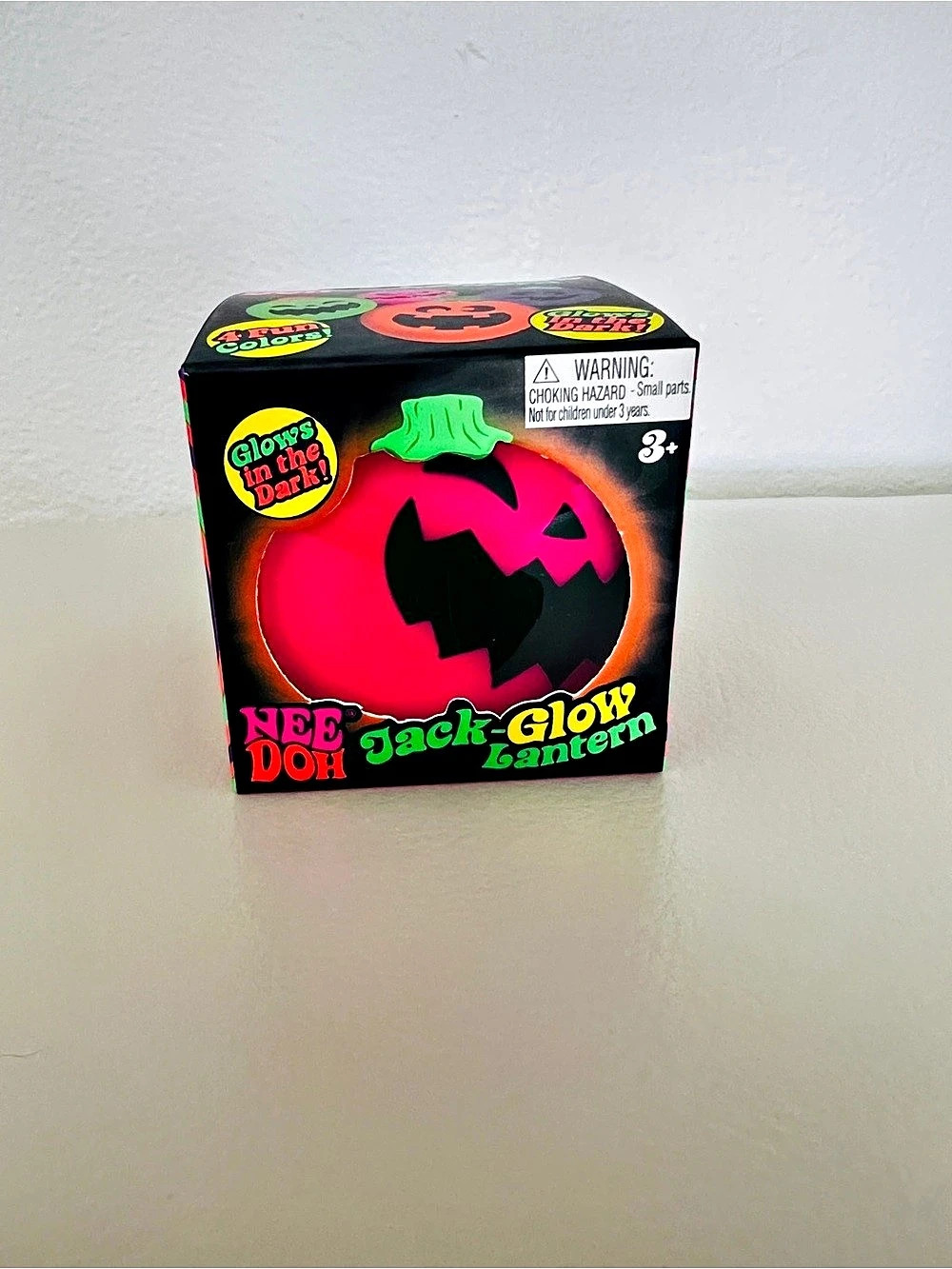 NEEDOH Glow in the Dark Jack-Glow Lantern Halloween Jack-O'-Lantern Pink